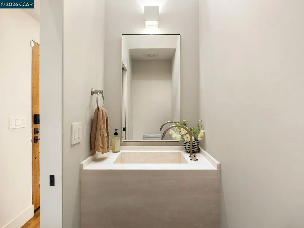 6 Dorothy Place Berkeley CA 94705