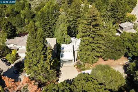 6 Dorothy Place Berkeley CA 94705