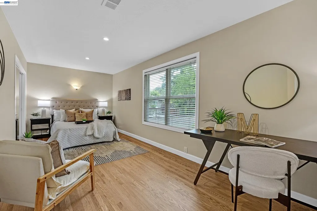 1989 Meadow Road Walnut Creek CA 94595