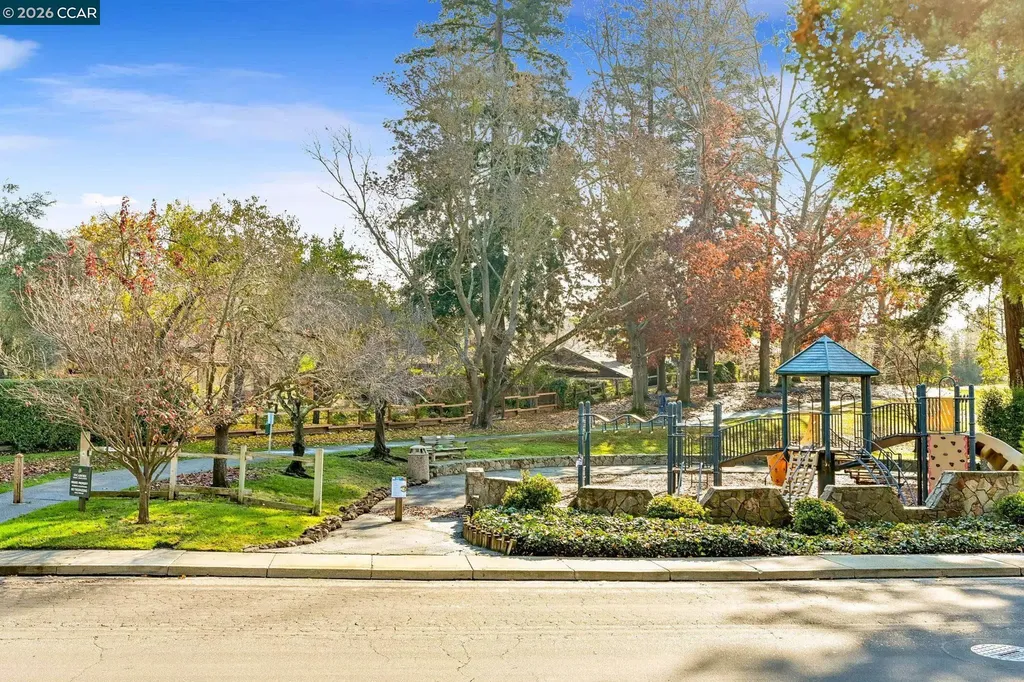 327 Sycamore Hill Court Danville CA 94526