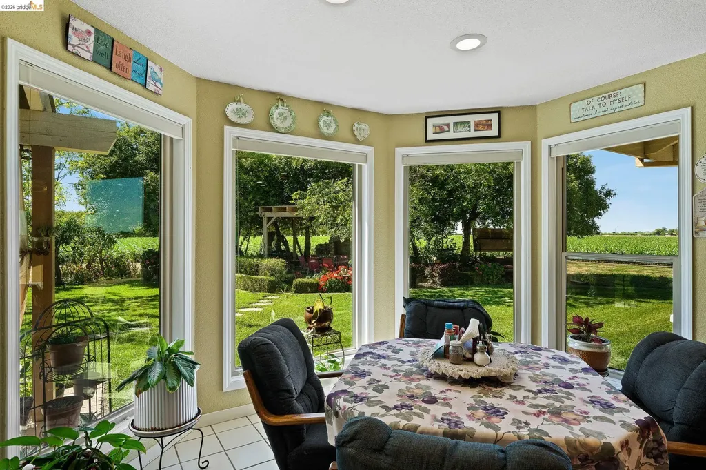 2445 Taylor Lane Byron CA 94514
