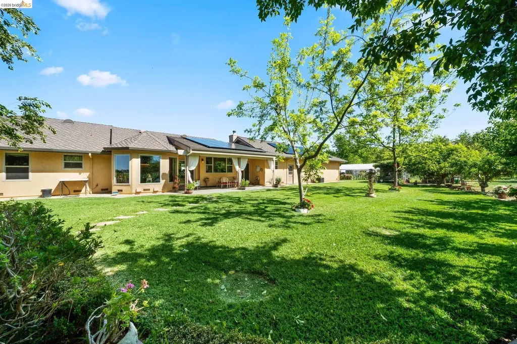 2445 Taylor Lane Byron CA 94514
