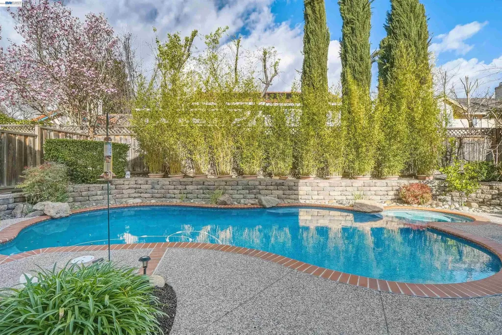 280 Summerford Circle San Ramon CA 94583