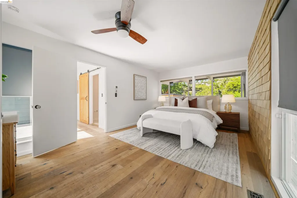 6406 Oakwood Drive Oakland CA 94611