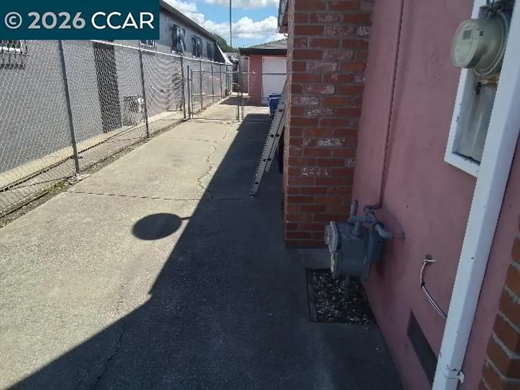 1872 16th Street San Pablo CA 94806