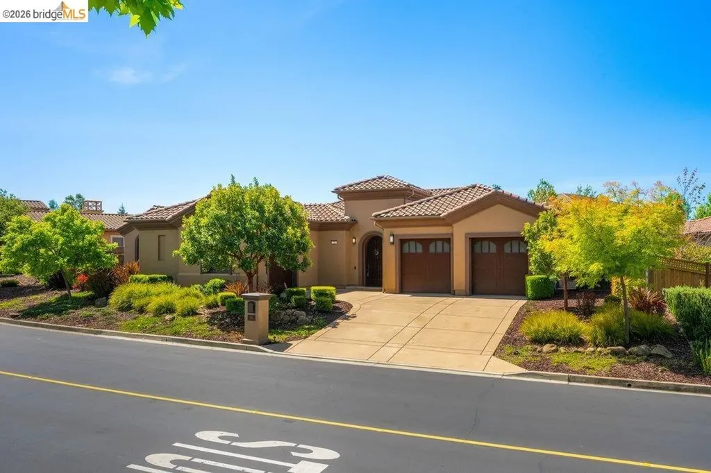 23 Stonebrae Road Hayward CA 94542