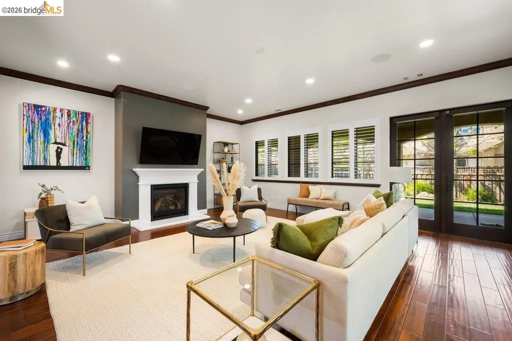 23 Stonebrae Road Hayward CA 94542