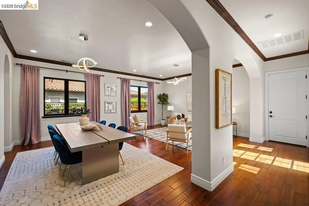 23 Stonebrae Road Hayward CA 94542