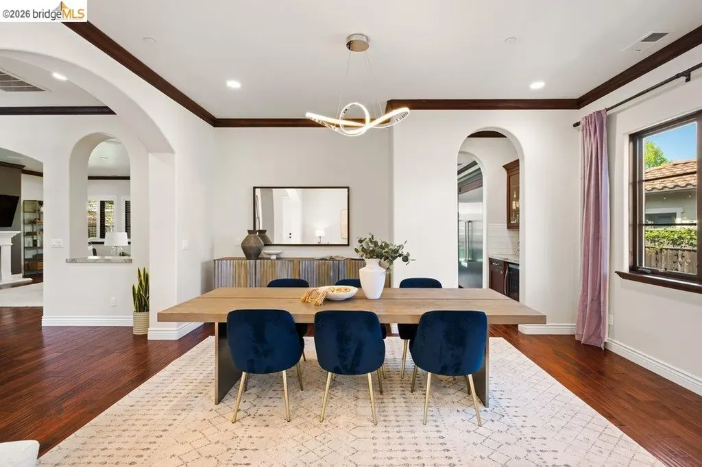 23 Stonebrae Road Hayward CA 94542