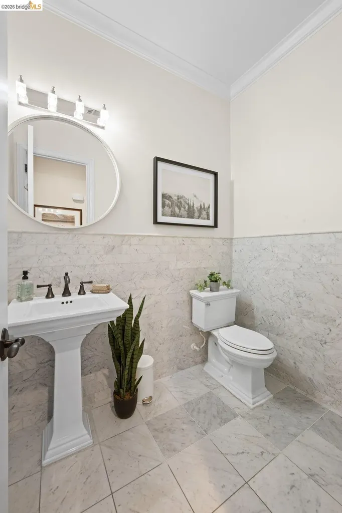 23 Stonebrae Road Hayward CA 94542