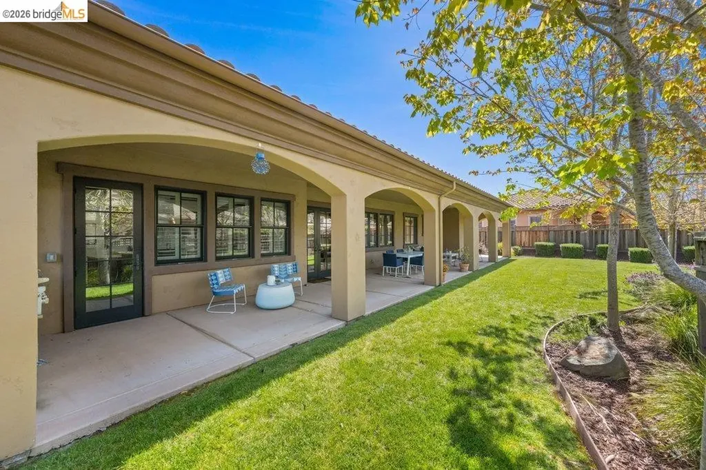 23 Stonebrae Road Hayward CA 94542