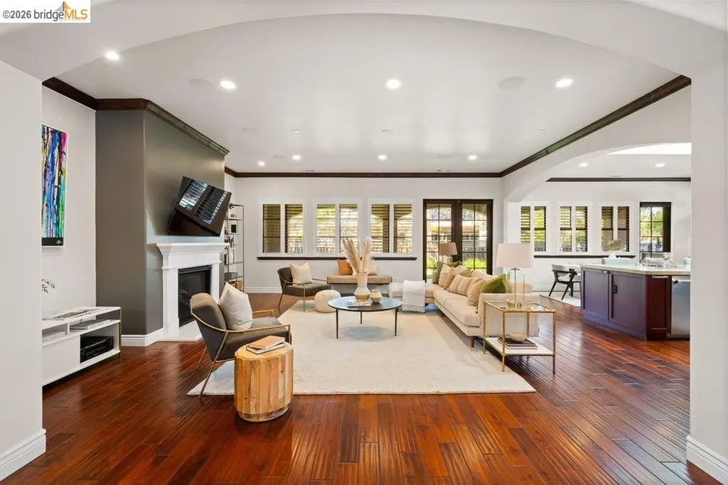 23 Stonebrae Road Hayward CA 94542