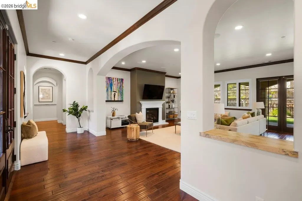 23 Stonebrae Road Hayward CA 94542