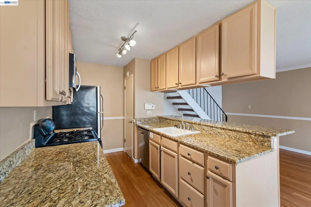 2243 Segundo Court Pleasanton CA 94588