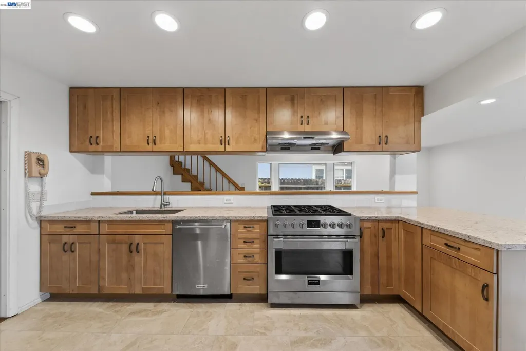 22719 Corkwood Street Hayward CA 94541