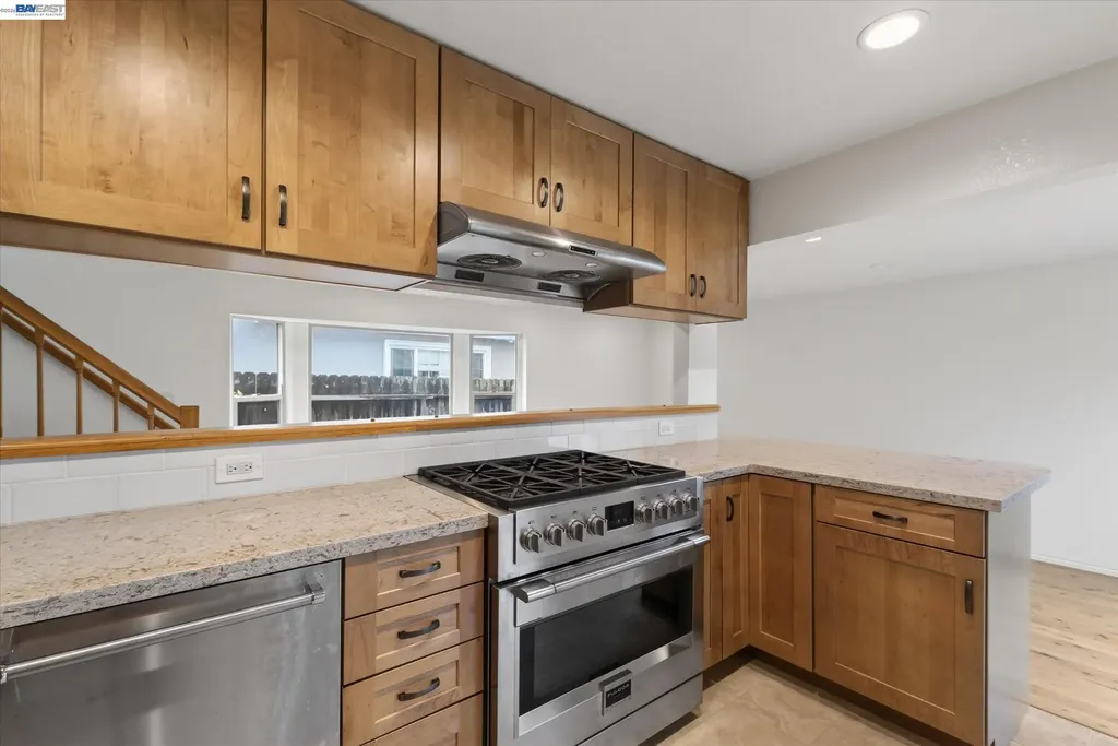 22719 Corkwood Street Hayward CA 94541