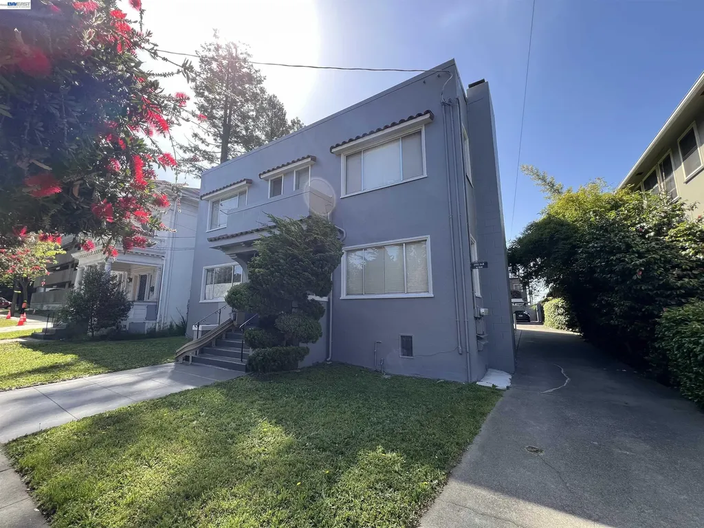 2418 Ashby Avenue Berkeley CA 94705