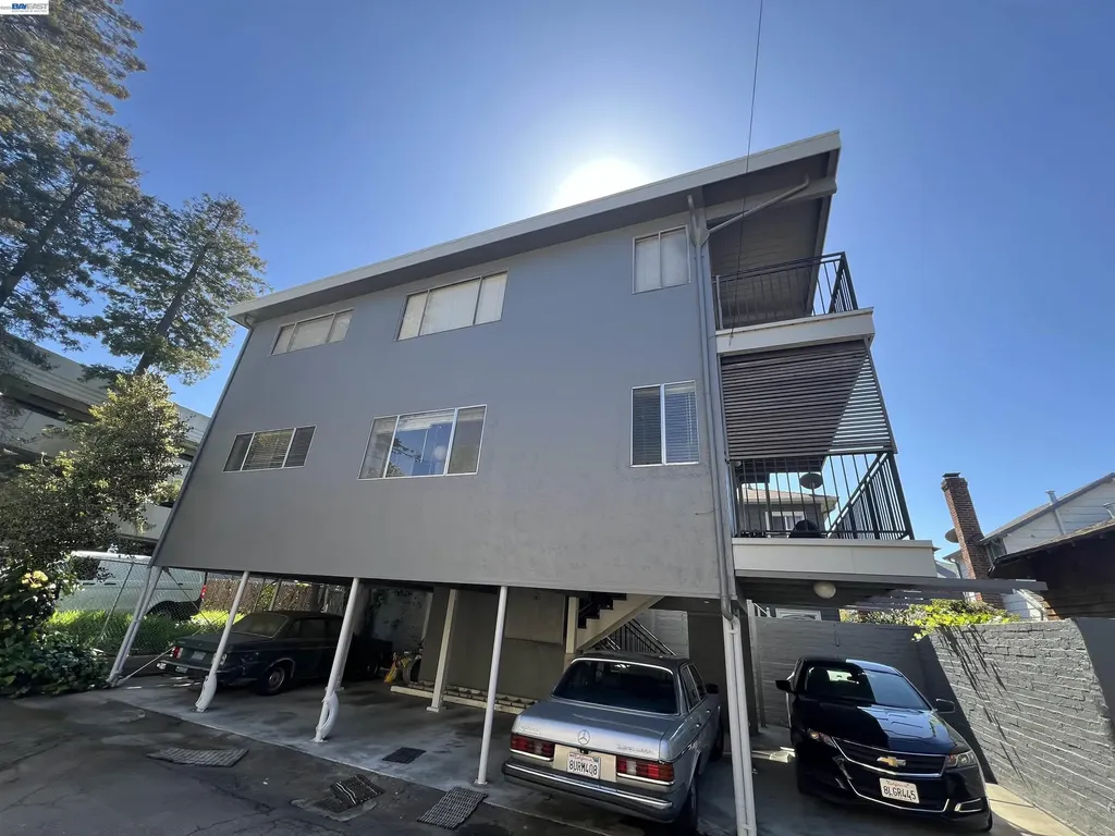 2418 Ashby Avenue Berkeley CA 94705