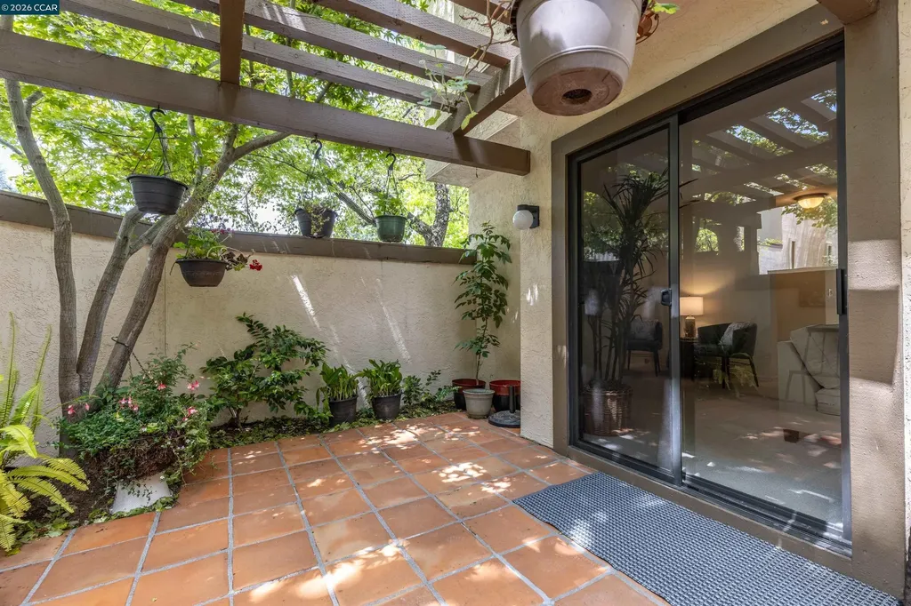 558 Churchill Downs Court Walnut Creek CA 94596