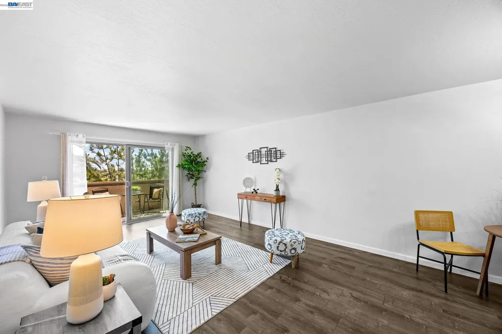 955 Shorepoint Court Alameda CA 94501