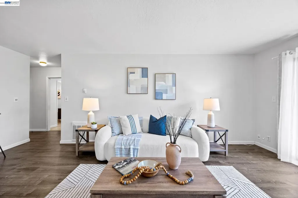 955 Shorepoint Court Alameda CA 94501