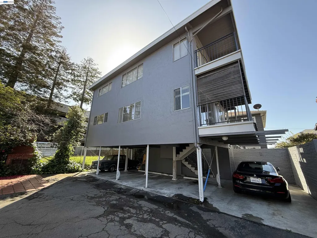 2418 Ashby Avenue Berkeley CA 94705