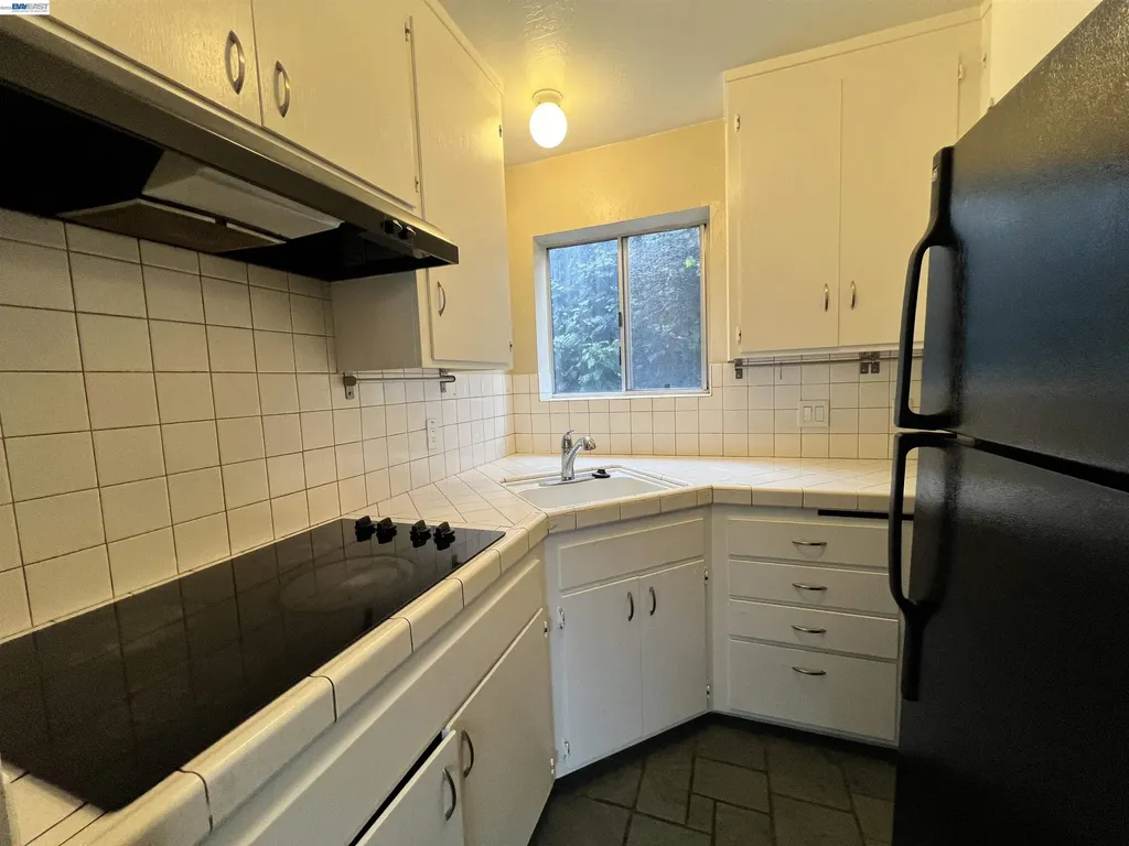 2418 Ashby Avenue Berkeley CA 94705
