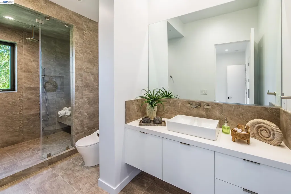 42 Charles Hill Circle Orinda CA 94563