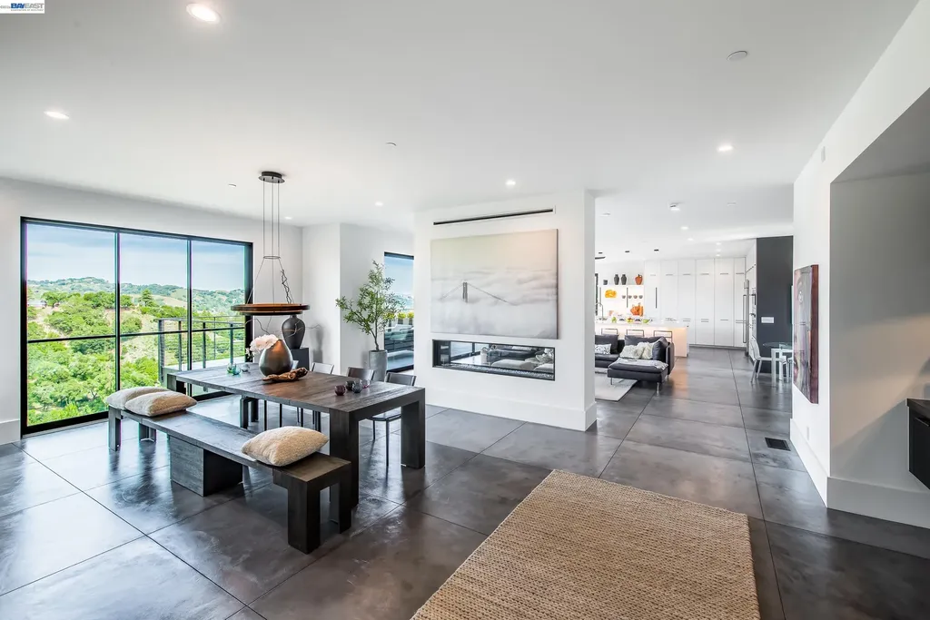42 Charles Hill Circle Orinda CA 94563