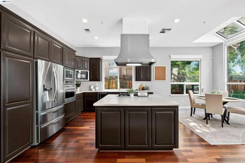 558 Montori Court Pleasanton CA 94566