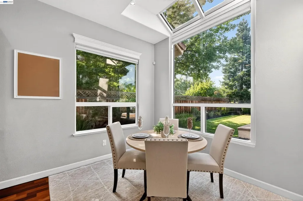 558 Montori Court Pleasanton CA 94566