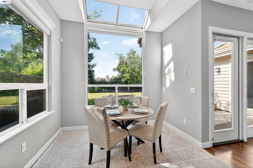 558 Montori Court Pleasanton CA 94566