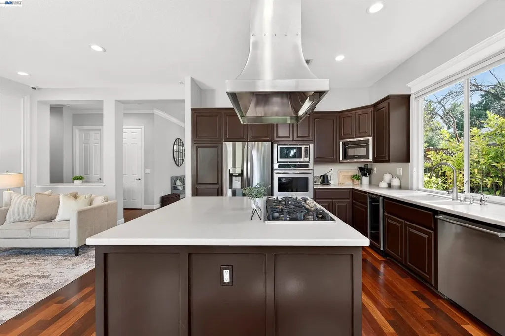 558 Montori Court Pleasanton CA 94566