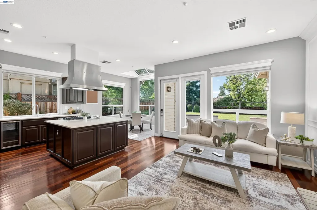 558 Montori Court Pleasanton CA 94566