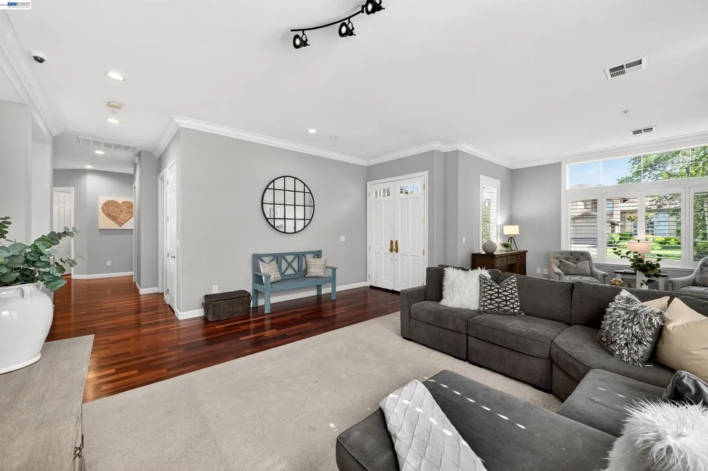 558 Montori Court Pleasanton CA 94566