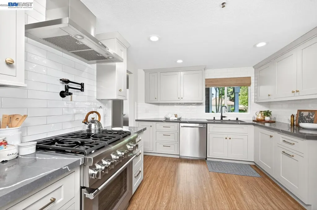 308 Mulqueeney Street Livermore CA 94550