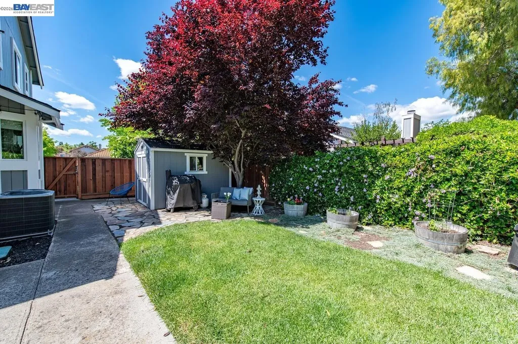 308 Mulqueeney Street Livermore CA 94550
