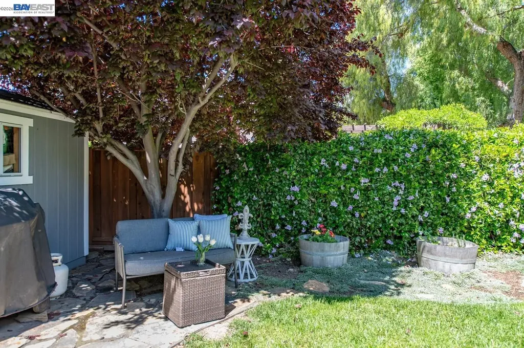 308 Mulqueeney Street Livermore CA 94550