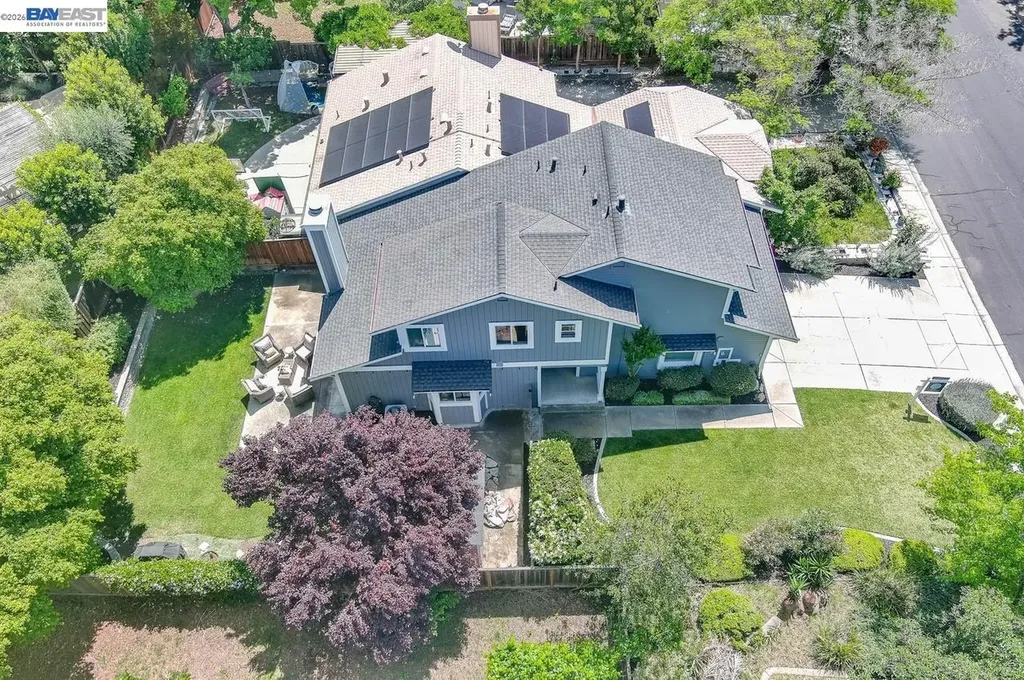 308 Mulqueeney Street Livermore CA 94550