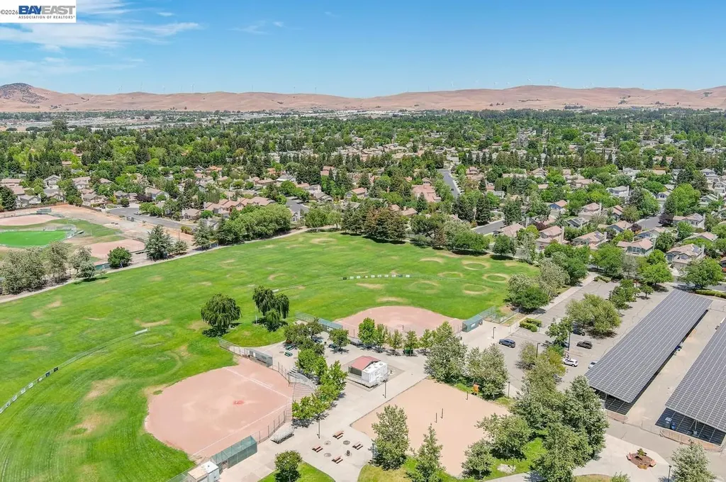 308 Mulqueeney Street Livermore CA 94550