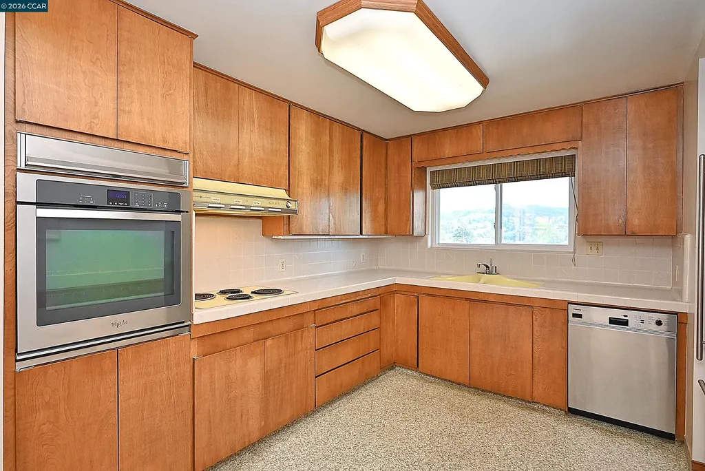 2476 Diane Drive El Sobrante CA 94803