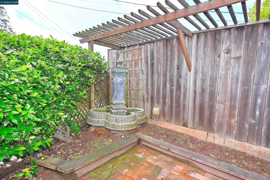2476 Diane Drive El Sobrante CA 94803