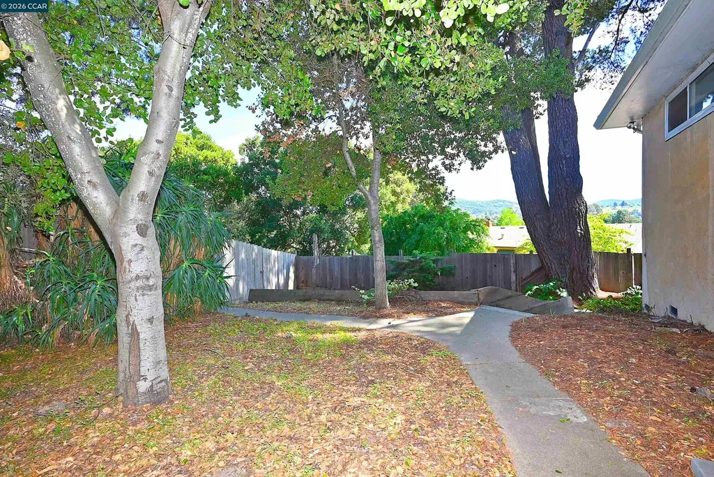 2476 Diane Drive El Sobrante CA 94803