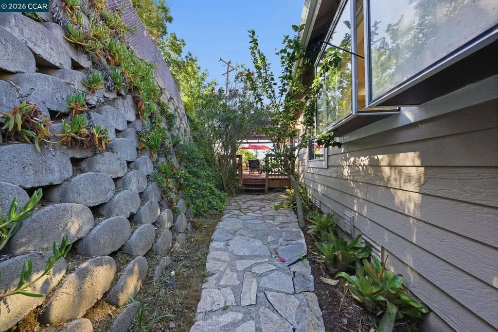 100 Sky Ranch Lane Pleasant Hill CA 94523