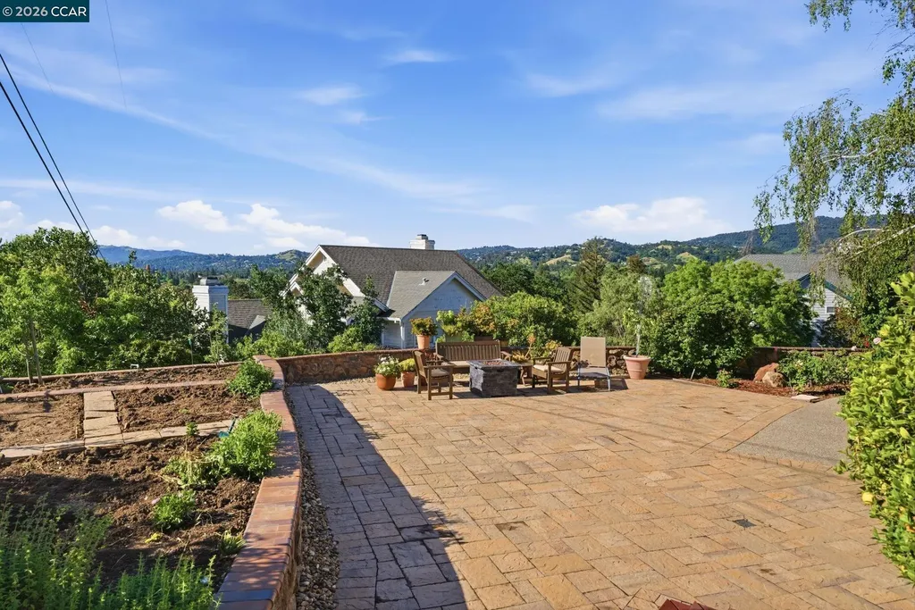 100 Sky Ranch Lane Pleasant Hill CA 94523
