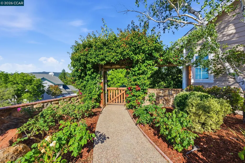 100 Sky Ranch Lane Pleasant Hill CA 94523