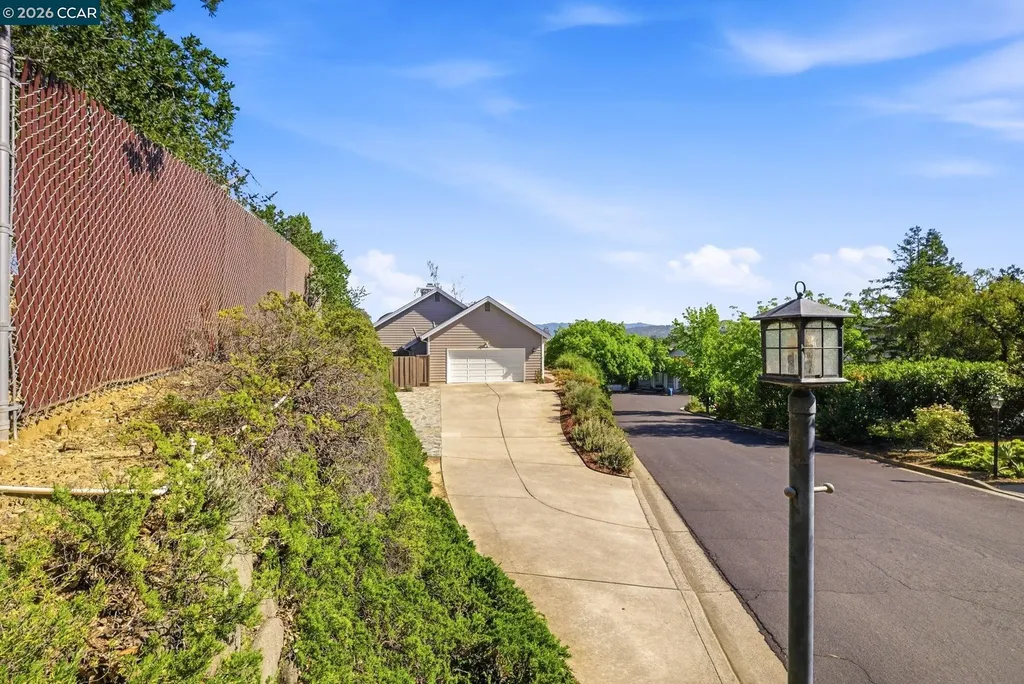 100 Sky Ranch Lane Pleasant Hill CA 94523