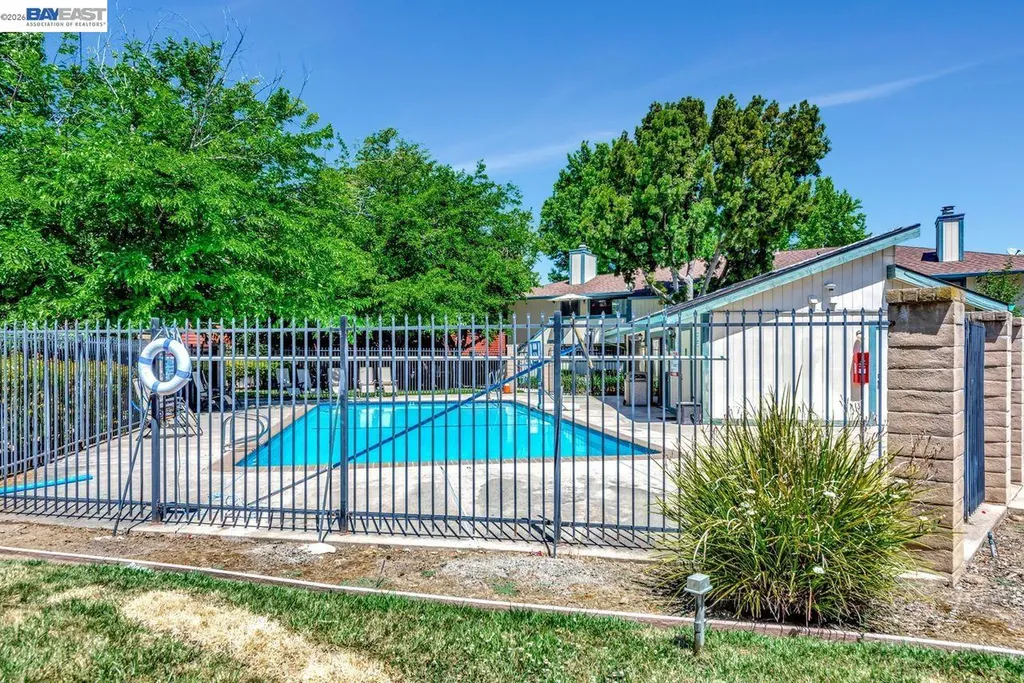2500 Copa Del Oro Drive Union City CA 94587