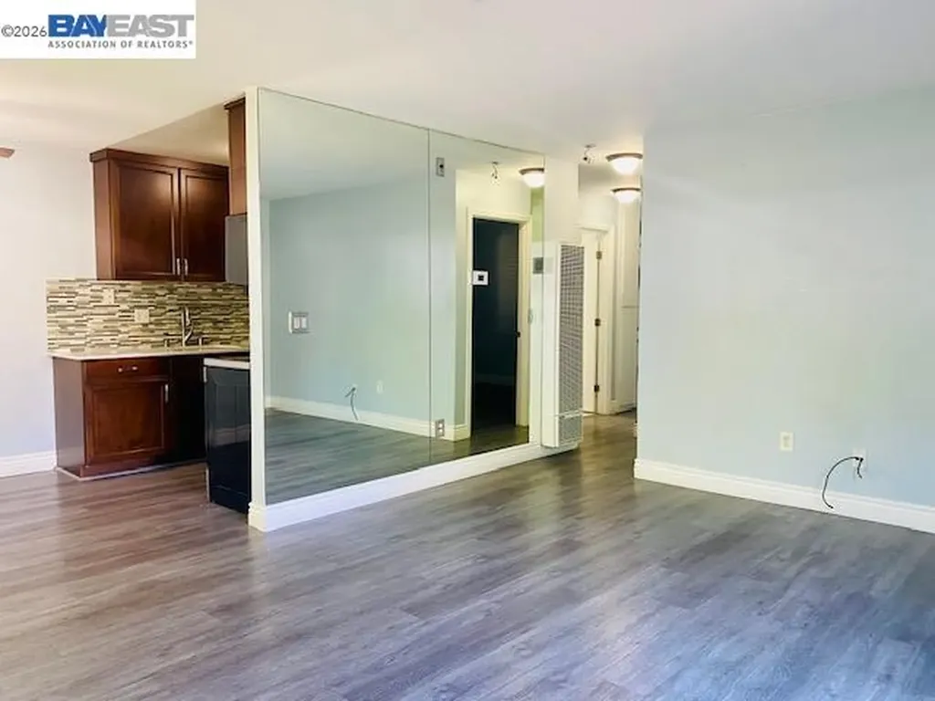 2500 Copa Del Oro Drive Union City CA 94587