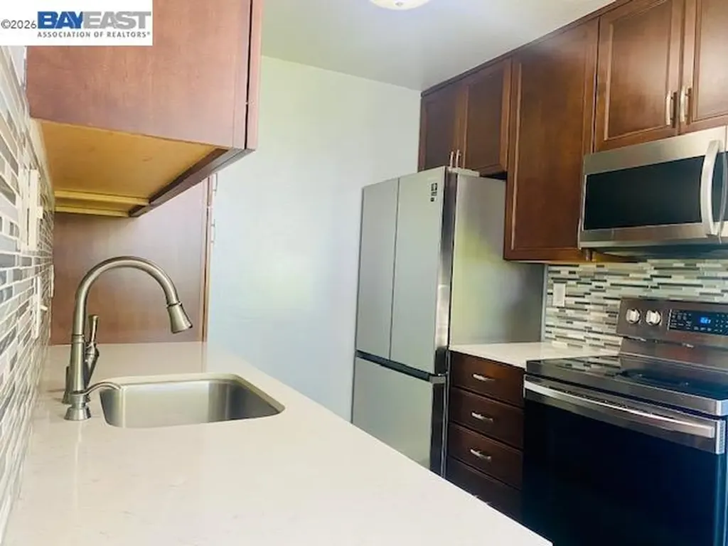 2500 Copa Del Oro Drive Union City CA 94587